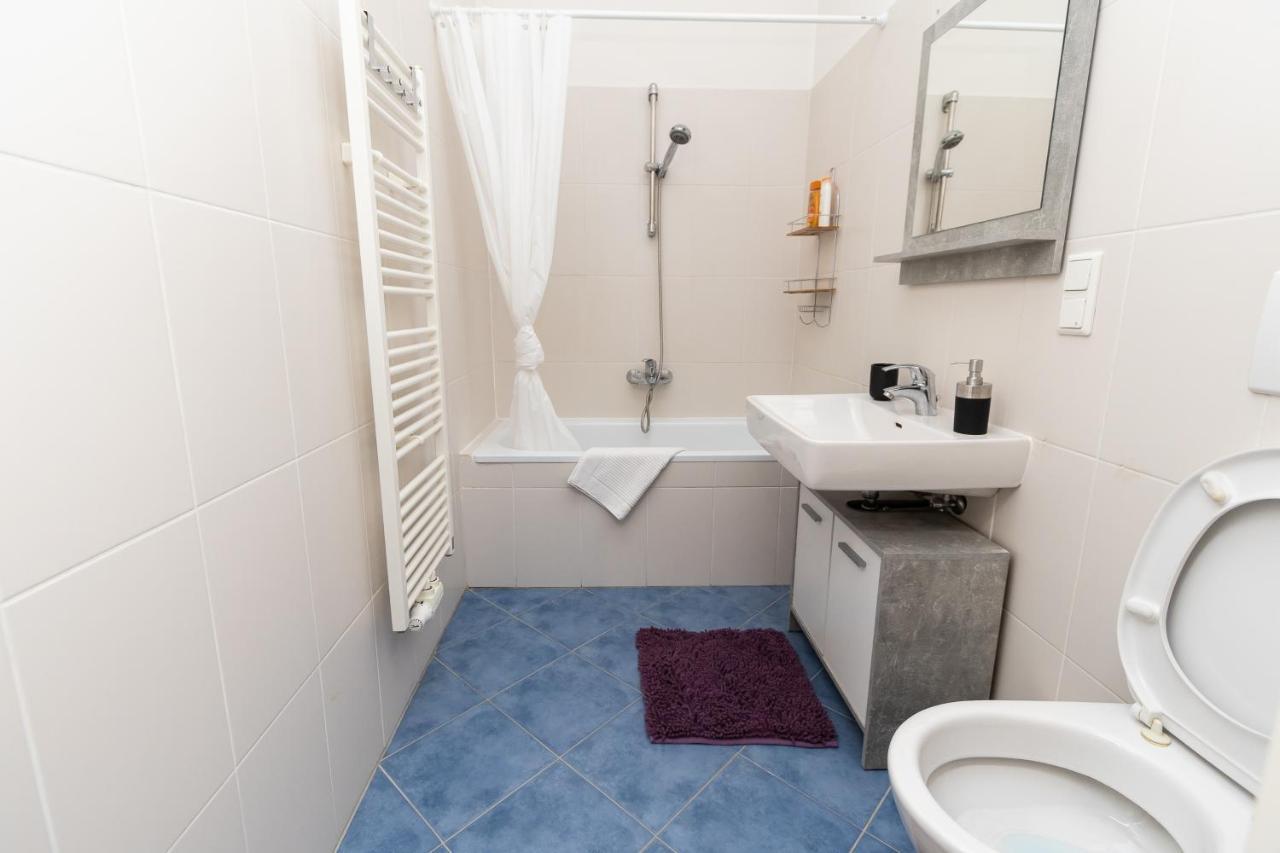Deluxe Near Hauptbahnhof Apartmán